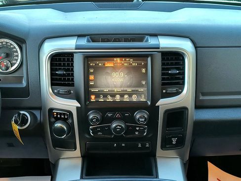Used 2014 RAM 1500 Big Horn image 19
