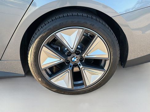 Used 2025 BMW i4 xDrive40i w/ M Sport Package image 41