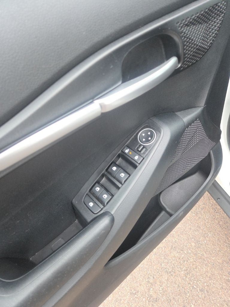 Used 2024 Kia Seltos LX AWD/4WD image 12