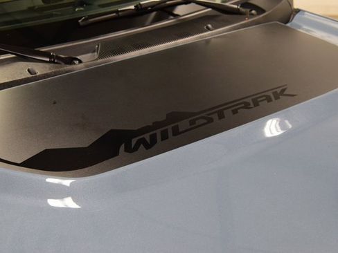 Used 2023 Ford Bronco Wildtrak image 16