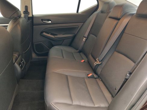 Used 2023 Nissan Altima 2.5 SL FWD image 18