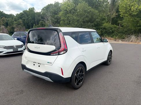Certified 2023 Kia Soul EX FWD image 5
