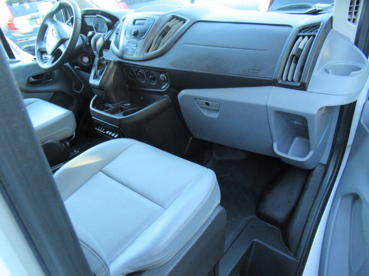 Used 2018 Ford Transit 150 130 Low Roof RWD image 16