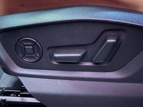 Used 2022 Audi Q7 3.0T Premium Plus image 17