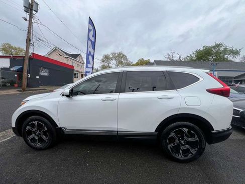 Used 2019 Honda CR-V Touring image 6