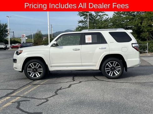 Used 2018 Toyota 4Runner Limited AWD/4WD image 2