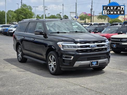 Certified 2024 Ford Expedition Max Limited RWD image 3