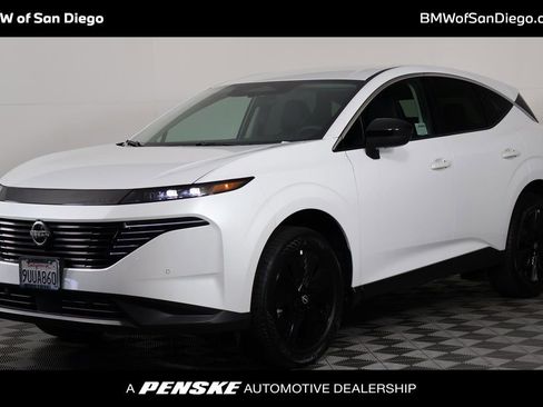 Used 2025 Nissan Murano SV image 1