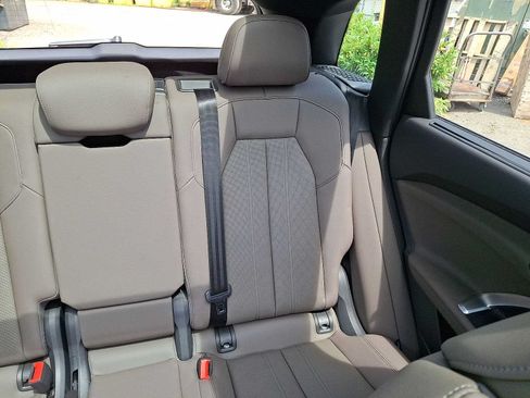 Certified 2025 Audi Q5 Premium w/ Premium Plus AWD/4WD image 12