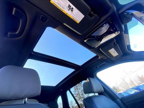 Used 2021 BMW X5 M50i w/ Executive Package image 14