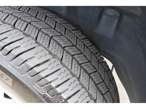 Used 2019 RAM 1500 Limited RWD image 32