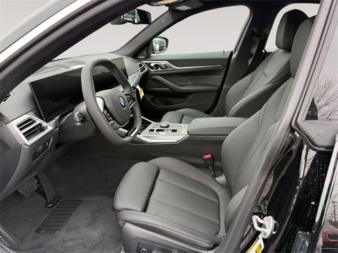 New 2026 BMW 430i xDrive w/ Premium Package image 9