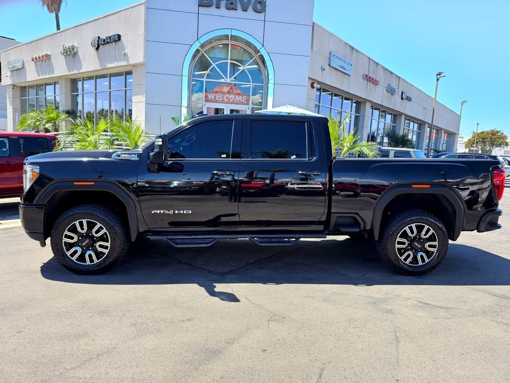 Used 2022 GMC Sierra 2500 AT4 w/ AT4 Preferred Package AWD/4WD image 6