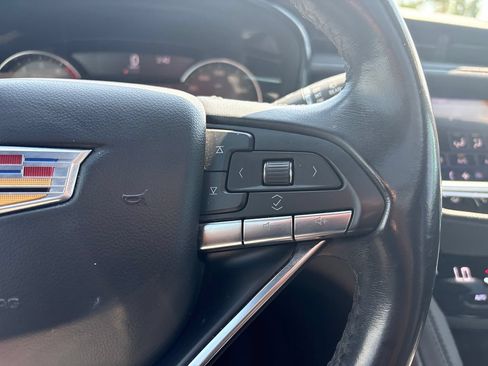 Used 2022 Cadillac XT6 Luxury FWD image 12