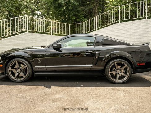 Used 2009 Ford Mustang Shelby GT500 RWD image 3
