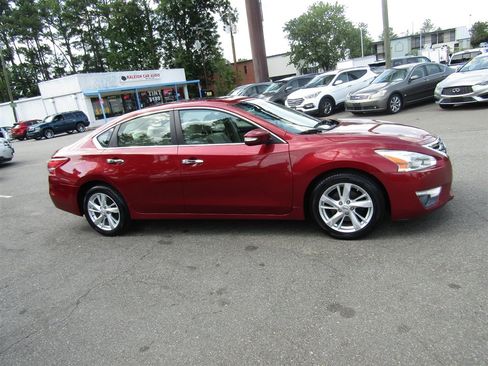 Used 2013 Nissan Altima 2.5 SV w/ 2.5SV Convenience Pkg FWD image 8