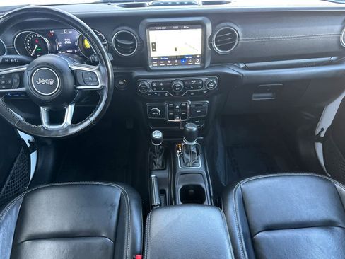 Used 2023 Jeep Wrangler Unlimited Sahara w/ Cold Weather Group AWD/4WD image 3
