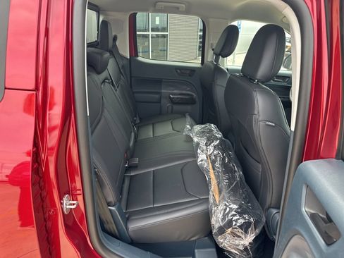 New 2026 Ford Maverick Lariat w/ Black Appearance Package AWD/4WD image 27