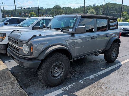 Used 2025 Ford Bronco 4-Door w/ Sasquatch Package AWD/4WD image 3