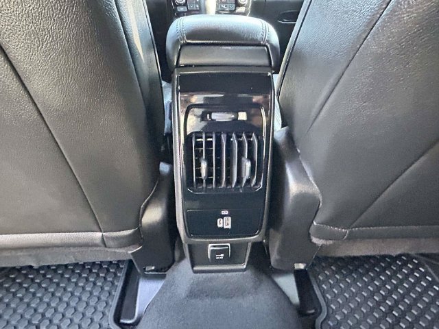 Used 2026 Jeep Compass Trailhawk AWD/4WD image 28