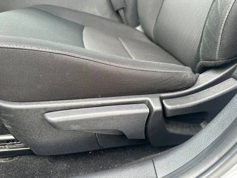 Used 2025 Nissan Sentra SV w/ All-Weather Package FWD image 16