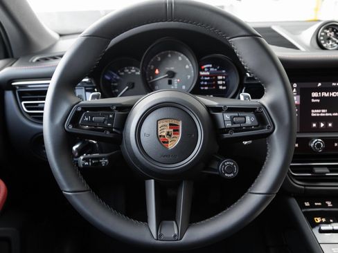 Certified 2026 Porsche Macan S AWD/4WD image 13