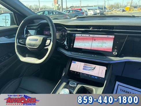 Used 2025 Jeep Wagoneer S Limited w/ Comfort Package image 39