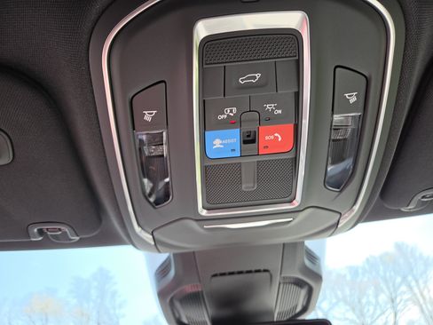 New 2026 Jeep Cherokee Limited AWD/4WD image 10