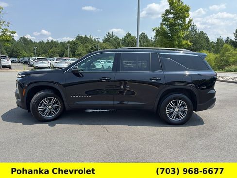 Used 2025 Chevrolet Traverse LT w/ LPO, Floor Liner Package AWD/4WD image 4
