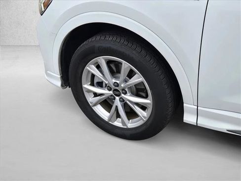 Used 2025 Audi Q3 2.0T Premium image 19