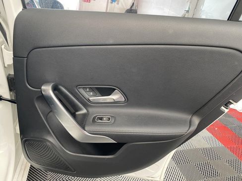 Used 2022 Mercedes-Benz A 220 4MATIC w/ Premium Package Lite image 10