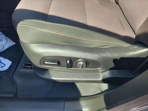 Used 2019 Chevrolet Traverse LT w/ LPO, Floor Liner Package AWD/4WD image 16