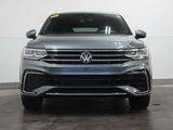 Used 2023 Volkswagen Tiguan SEL R-Line image 3