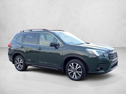 Used 2023 Subaru Forester Limited AWD/4WD image 6
