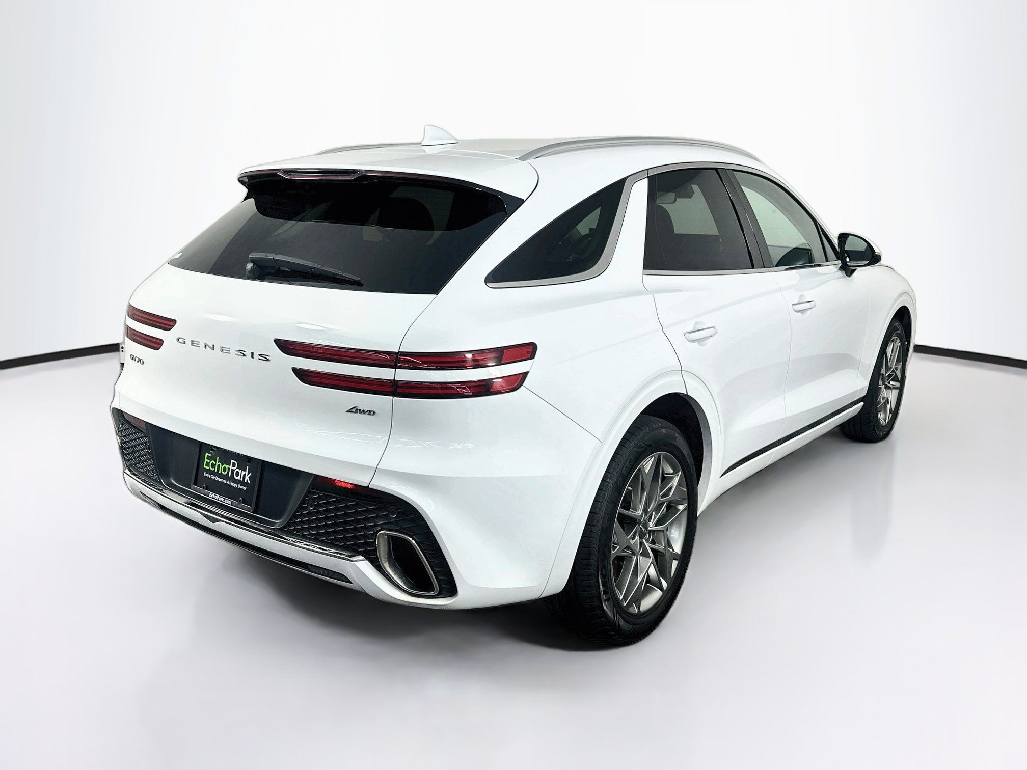 Used 2025 Genesis GV70 2.5T AWD/4WD image 9