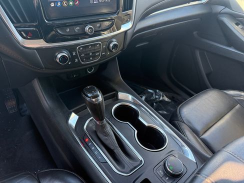 Used 2020 Chevrolet Traverse LT w/ LPO, Blackout Package image 13