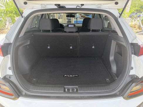 Used 2018 Hyundai Kona SE FWD image 15
