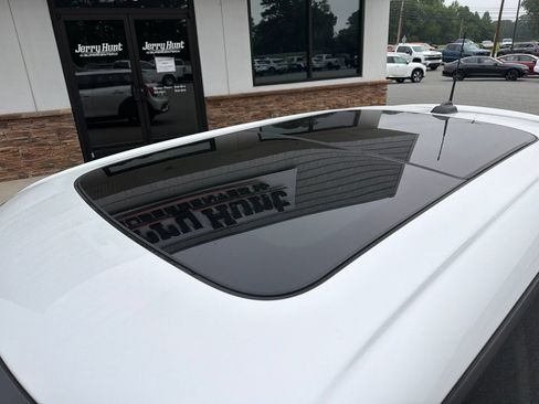 Used 2024 MINI Cooper S FWD image 14