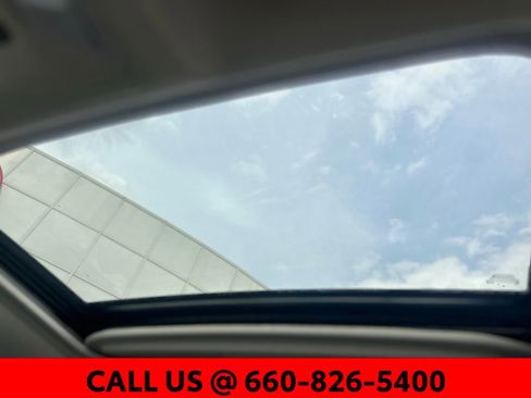 Used 2024 Toyota RAV4 XLE w/ Convenience Package image 20