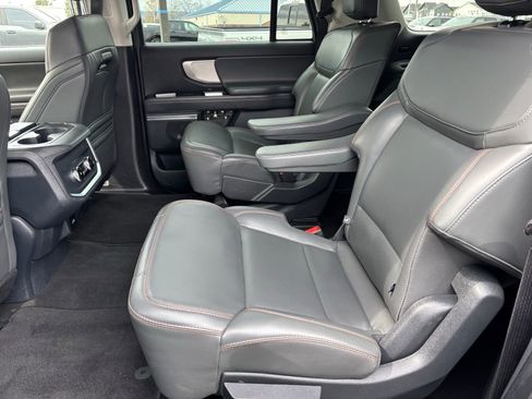 Used 2025 Ford Expedition Max Active AWD/4WD image 21