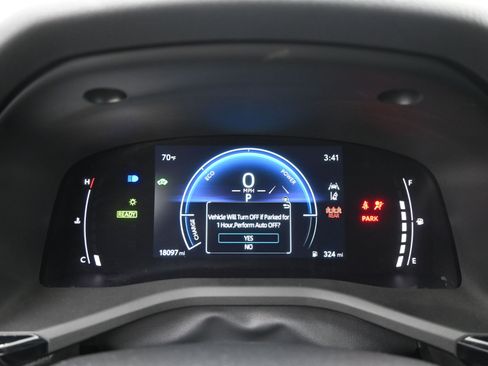 Used 2025 Toyota Camry SE FWD image 14