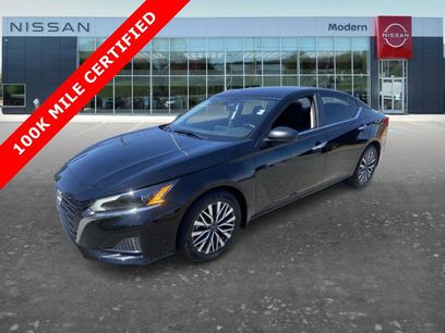 Certified 2025 Nissan Altima 2.5 SV