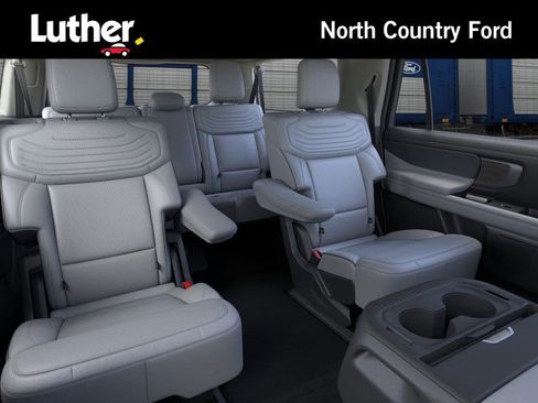 New 2026 Ford Expedition Max Platinum image 11
