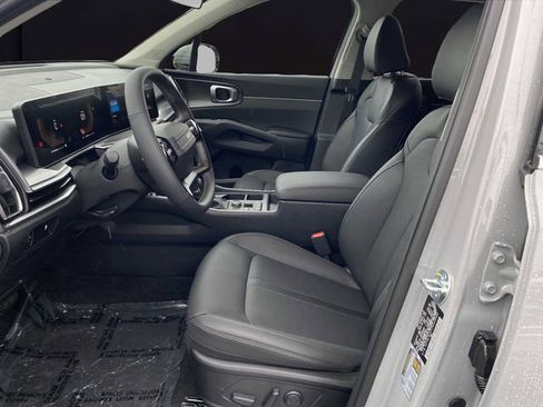 New 2026 Kia Sorento S image 4
