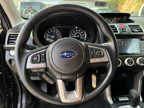 Used 2018 Subaru Forester 2.5i Premium AWD/4WD image 29