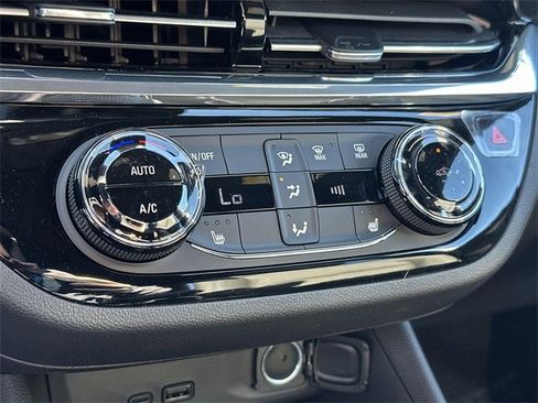 New 2026 Buick Envista Sport Touring w/ Convenience I Package image 11