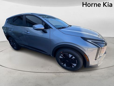 New 2026 Kia Sportage LX FWD image 3