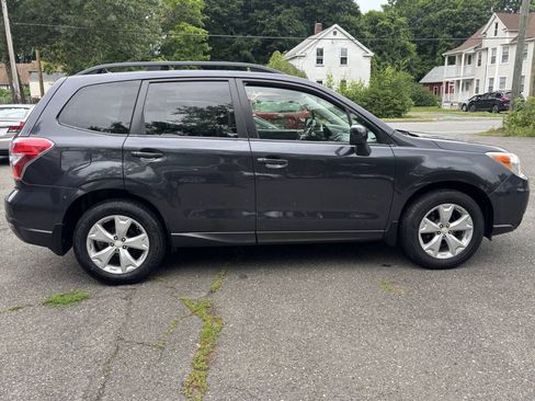 Used 2014 Subaru Forester 2.5i Premium w/ All-Weather Package AWD/4WD image 5