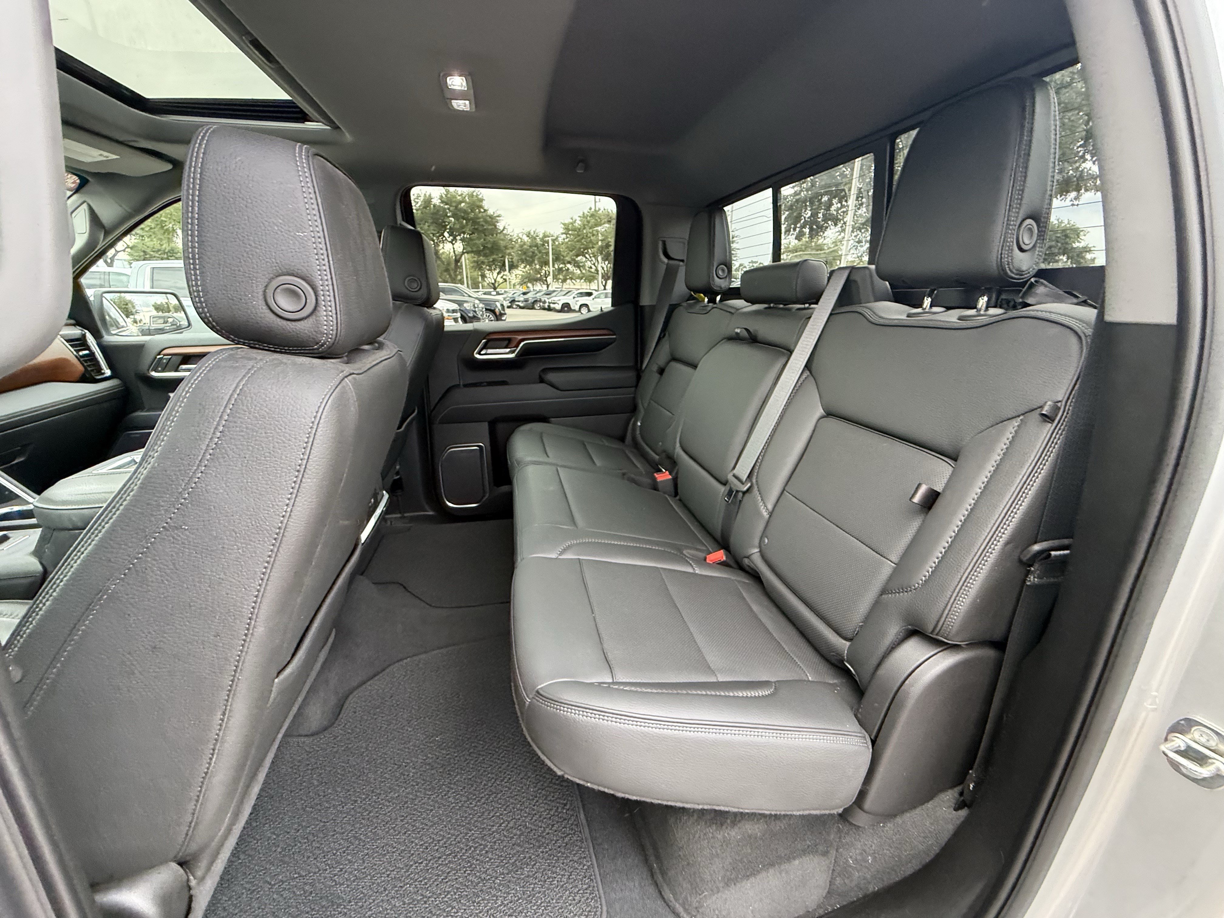 Used 2022 GMC Sierra 1500 Denali w/ Technology Package AWD/4WD image 27