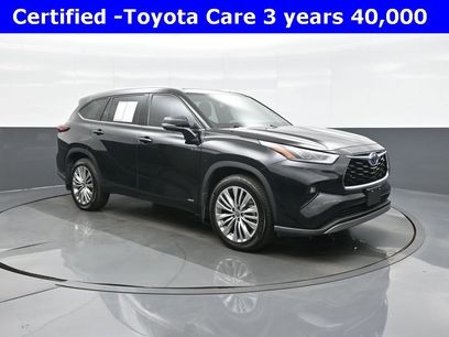 Used 2022 Toyota Highlander Platinum
